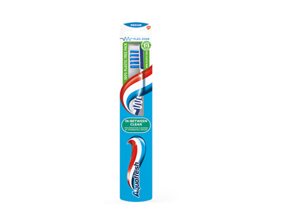 Aquafresh Periuta de Dinti pentru Spatii Interdentare