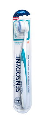 SENSODYNE Periuta Dinti Advanced Clean